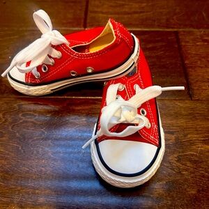 Toddler sneakers new